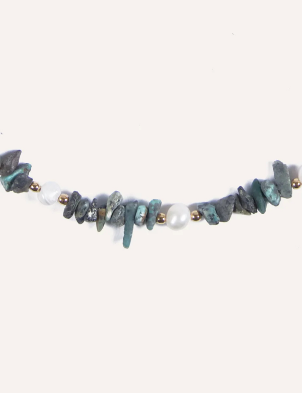Collar piedra africana