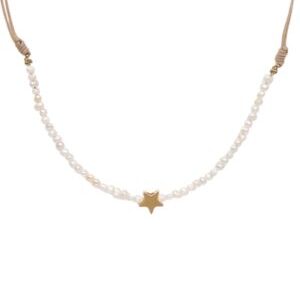 Collar estrella dorada con perlas de rio