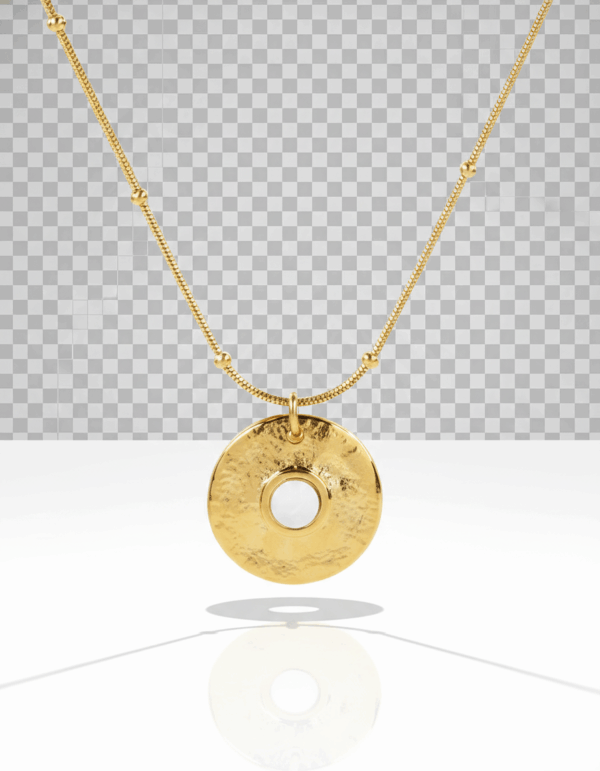 Collar con colgante dorado en circulo y piedra nacar