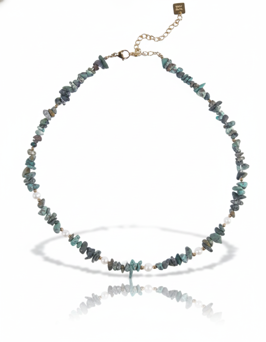 Collar de piedra africana natural