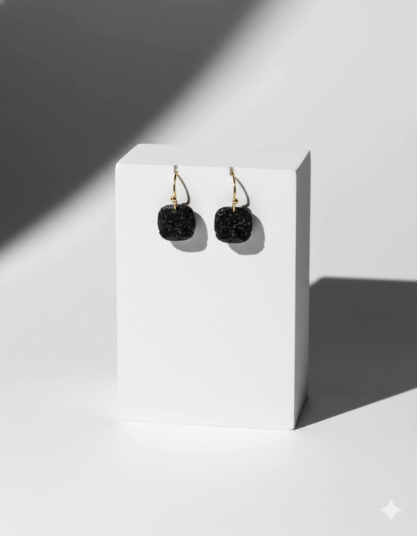 Pendientes acero con piedra volcanica