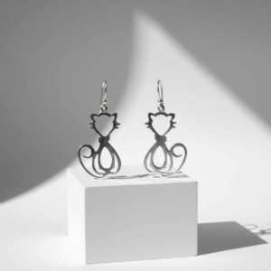 Pendientes de Plata con Silueta de Gatito