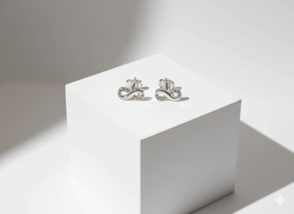 Pendientes de Plata con Símbolo del Infinito