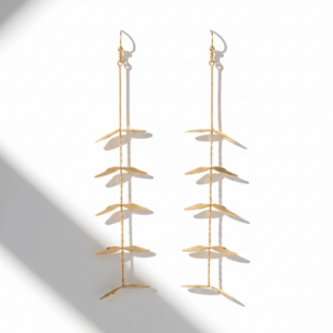 Pendientes largos con pequeños ovalos engarzados