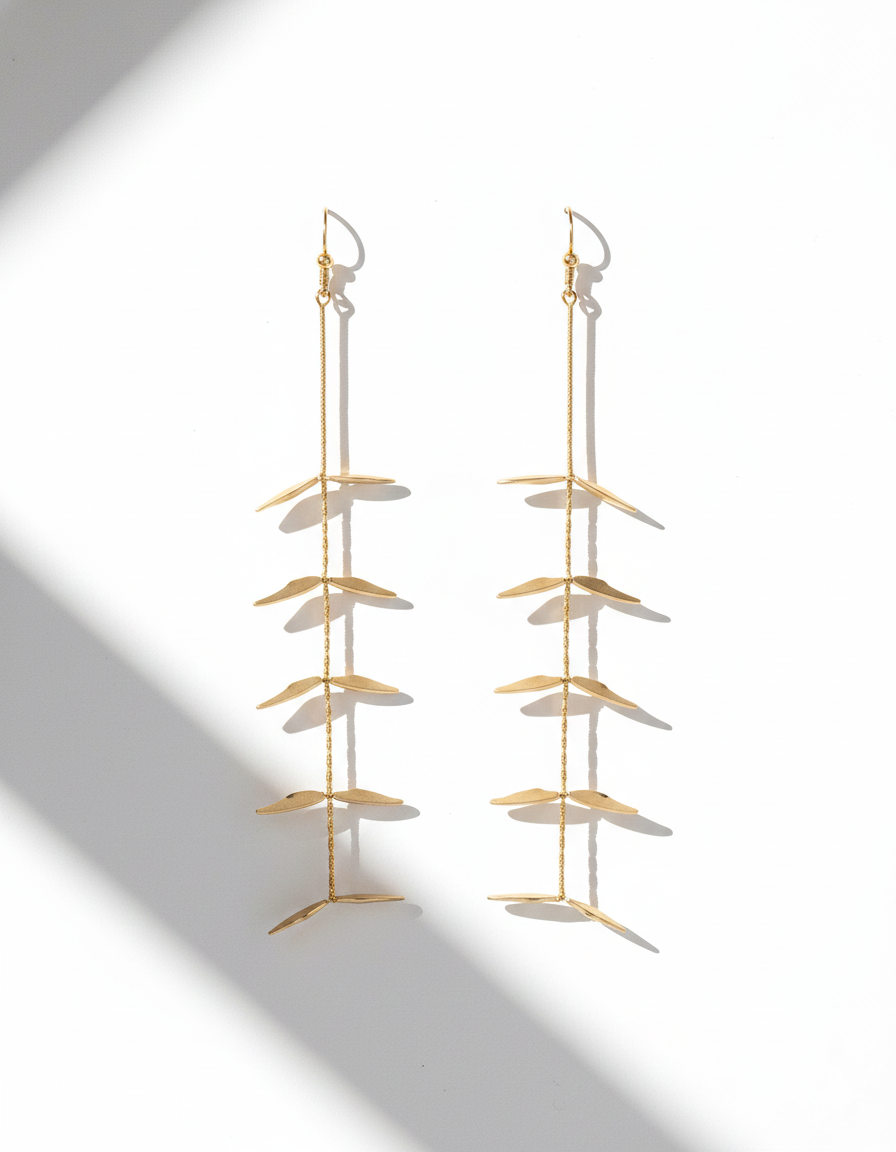 Pendientes largos con pequeños ovalos engarzados