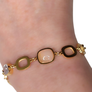 Pulsera Dorada con Piedra Rosa