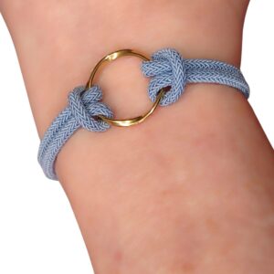 Pulsera azul claro