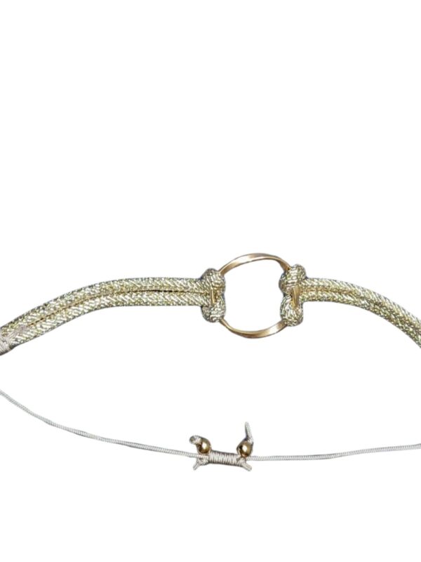 Pulsera dorada brillante