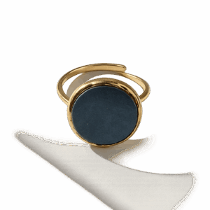 Anillo con nacar negro natural