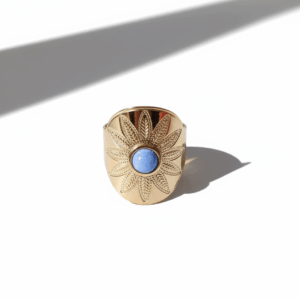 Anillo sol dorado con sodalita natural