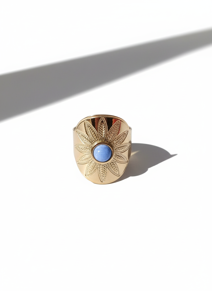 Anillo sol dorado con sodalita natural