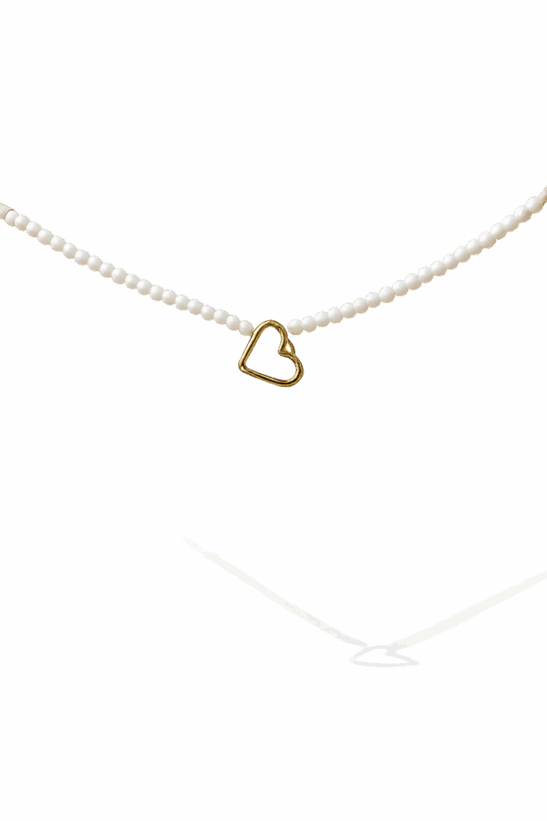Collar corazon dorado con perlas de rio