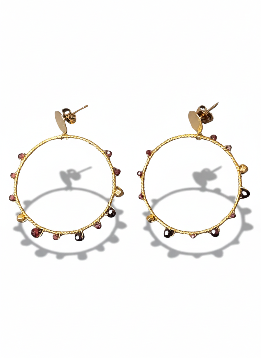 Pendientes de aro con piedra granate natural