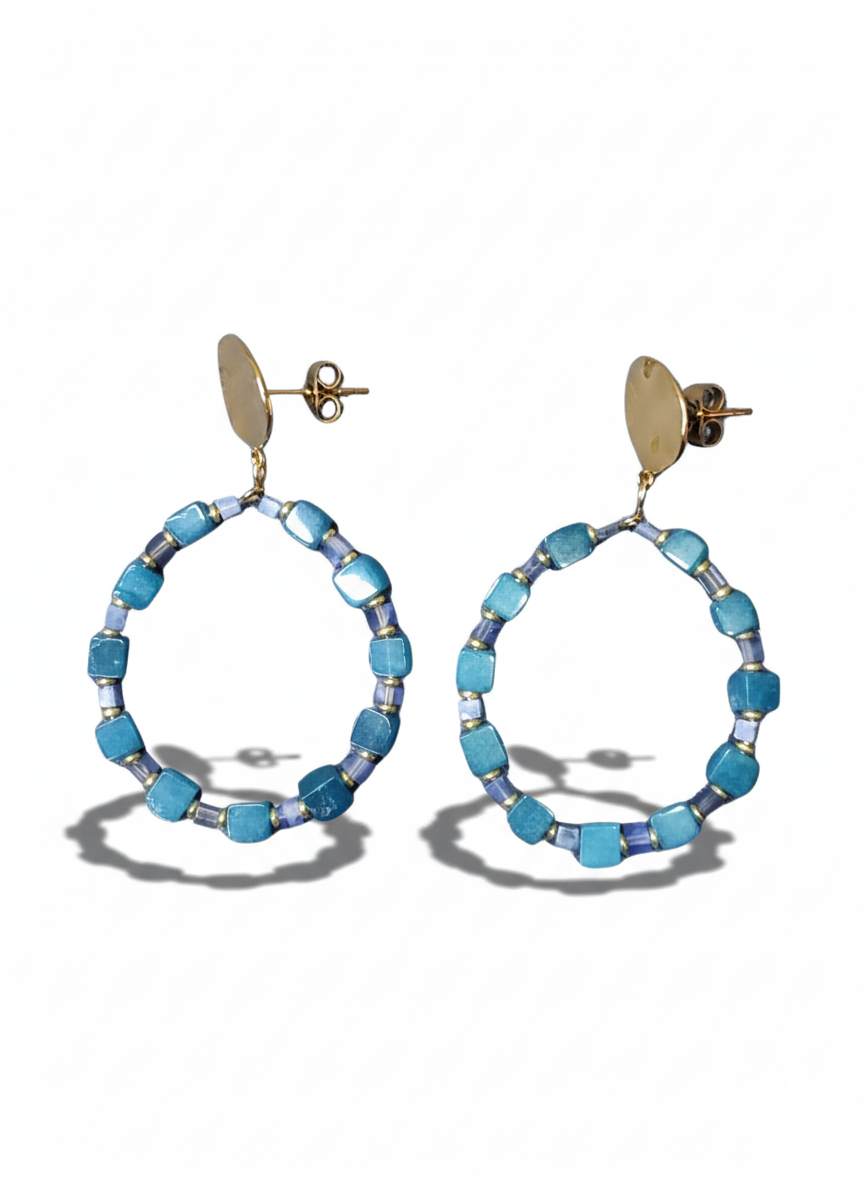 Pendientes ovalados con piedra apatita