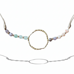 Pulsera aro dorado con piedra natural multicolor
