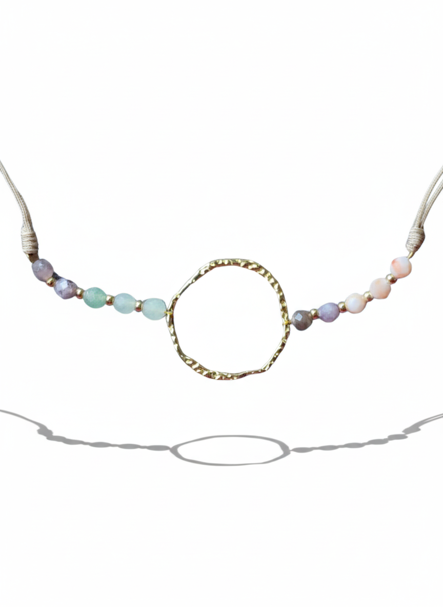 Pulsera aro dorado con piedra natural multicolor